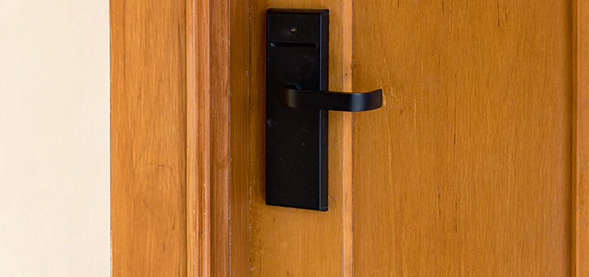 Home Security And Alarm Monitoring in Vista, California