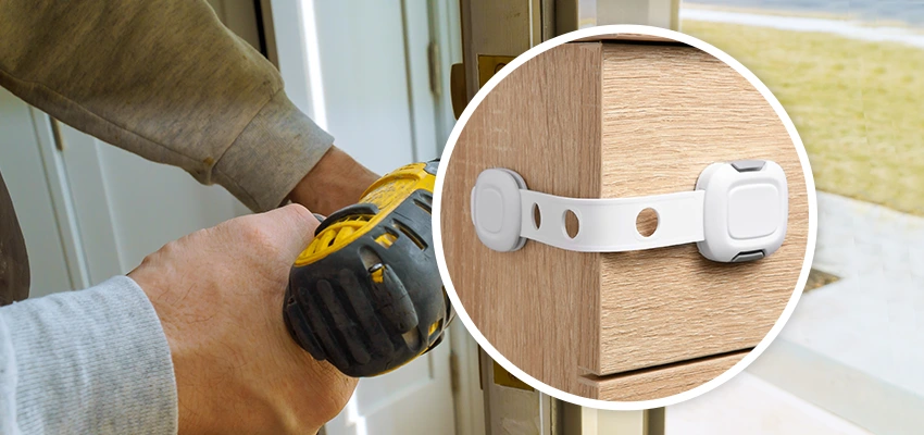 Childproof Sliding Door Locks in Vista, CA